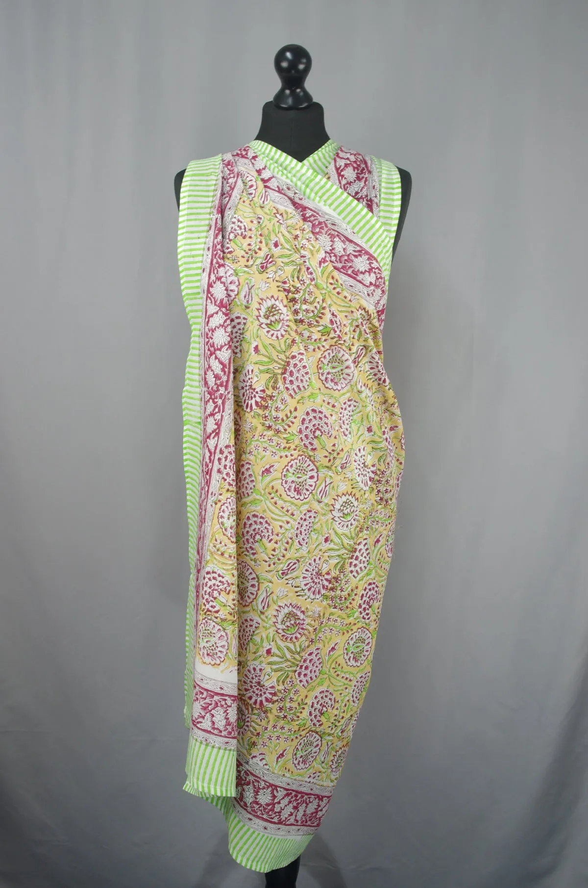 Beach Coverup Sarong Pareo - Red Flowers On Yellow