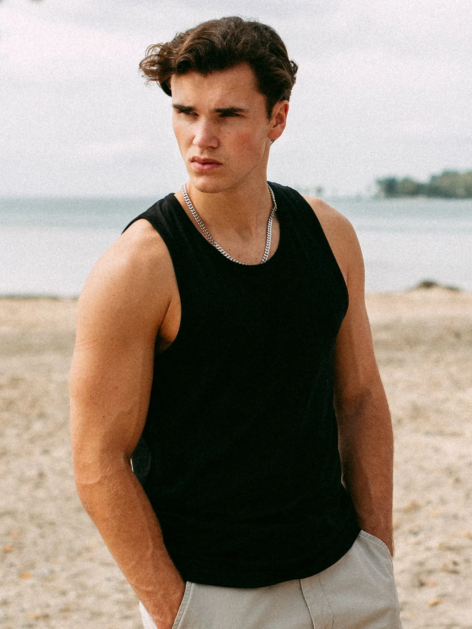 KOLBY ESSENTIAL TANK - BLACK
