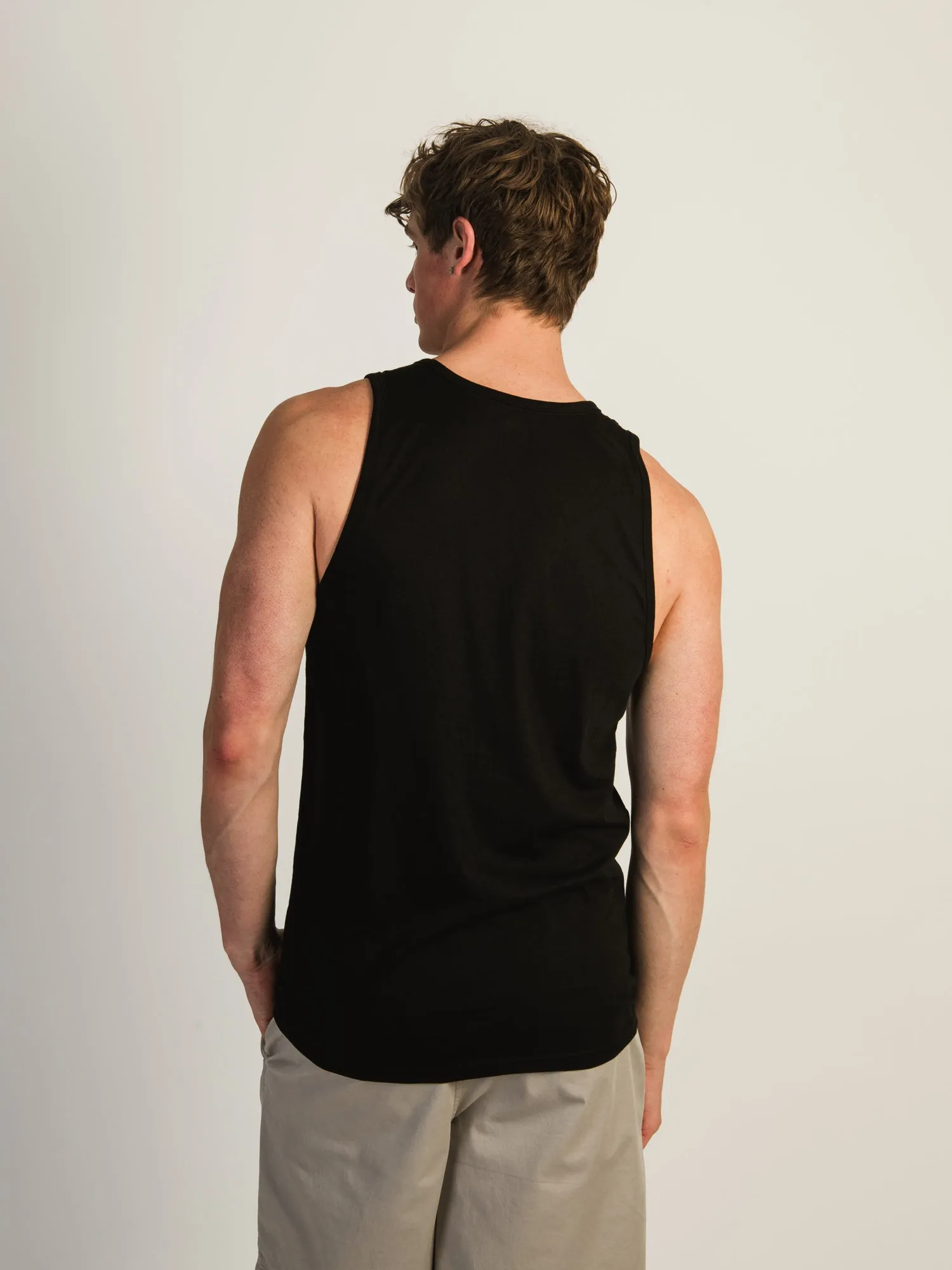 KOLBY ESSENTIAL TANK - BLACK