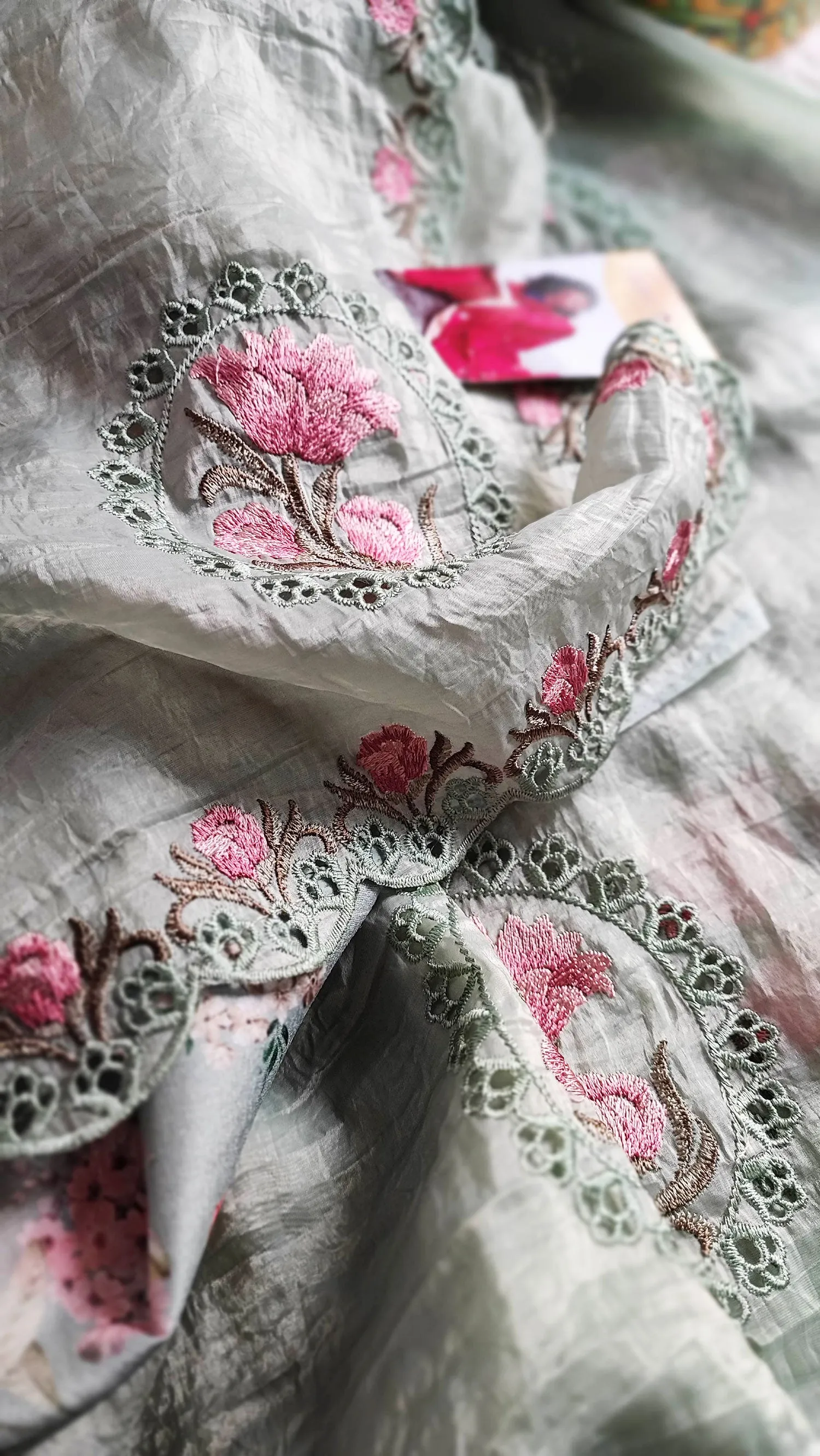 Light Gray Crushed Organza Tissue Silk Saree With Cut Work & Embroidery