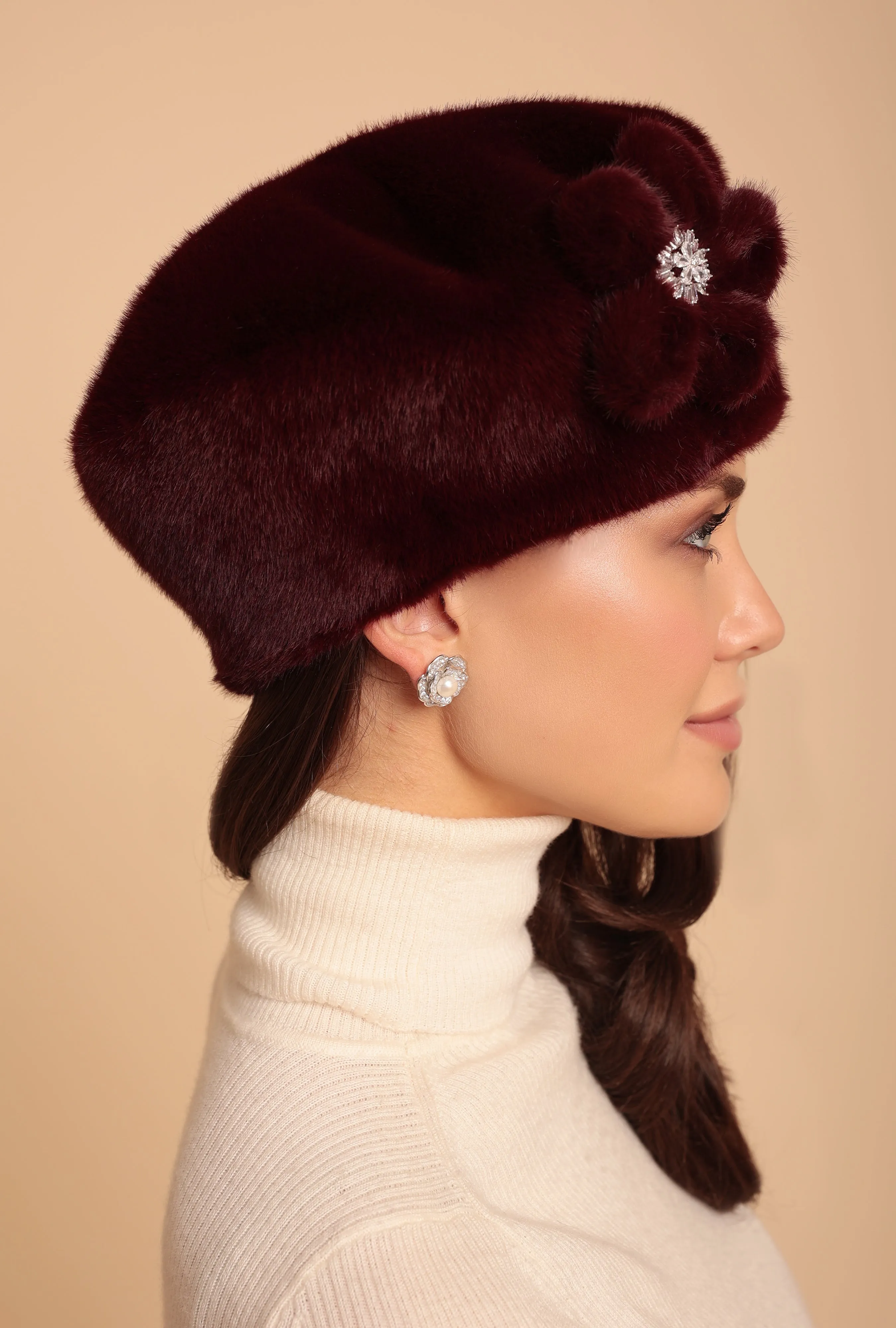 'Marion' Faux Fur Hat with Flower Motif in Rosso