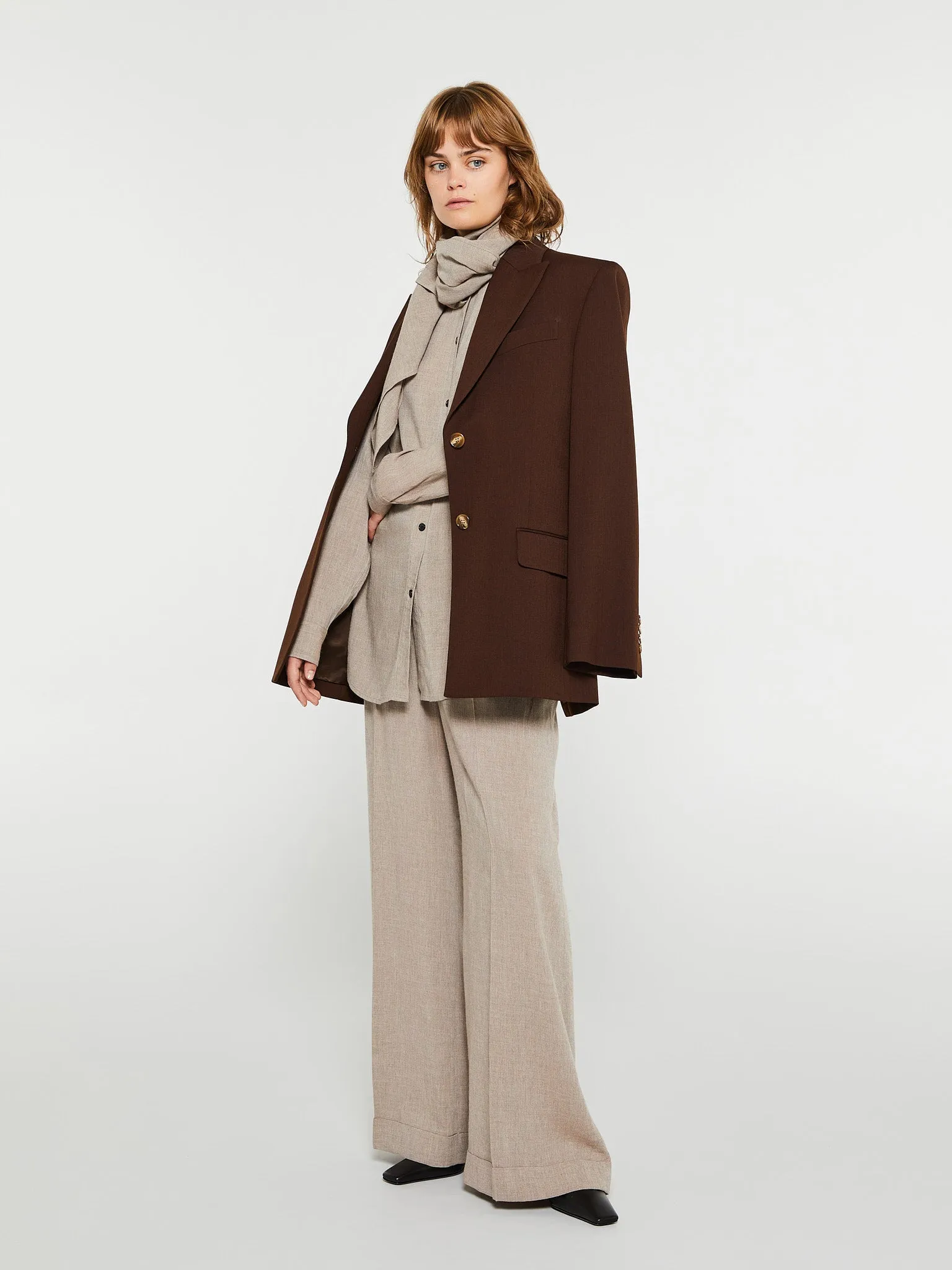 Scarf-Collar Fluid Shirt in Light Brown Mélange